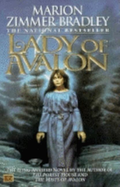 Item #620505 Lady of Avalon (Avalon, Book 3). Marion Zimmer Bradley